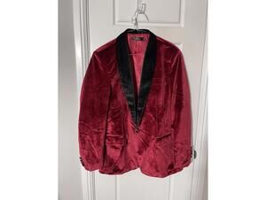 Thwei Suit Jacket for Men Size SM Red Velvet Blazer M712